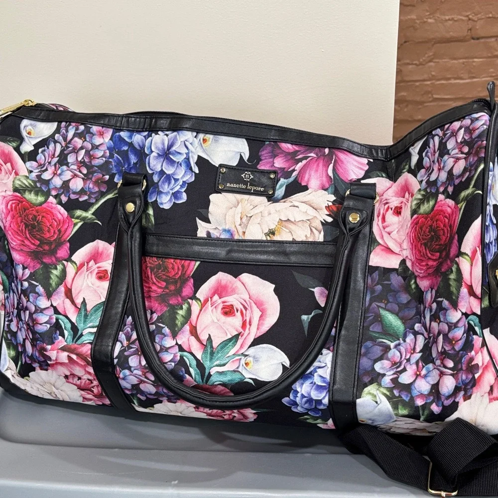 Floral Black Women duffel travel Bag - Picture 1 of 8
